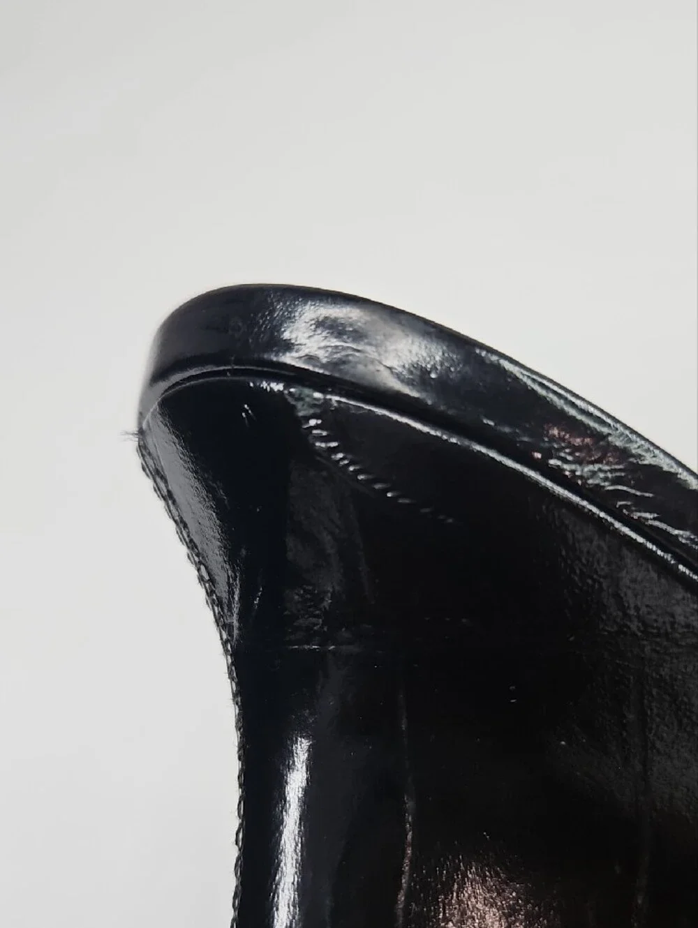 Vince Pia 75MM Crocodile Embossed Leather Sandals Size 6.5